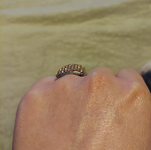 Stretch Orange gemstone Statement Ring - Picture 5 of 6